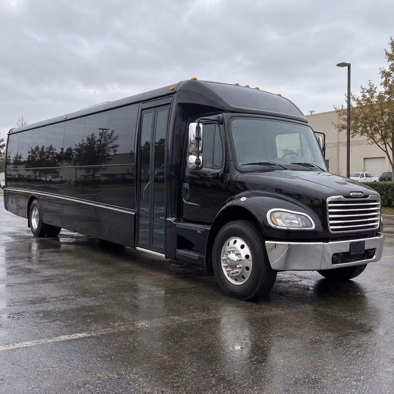 25 passenger minibus