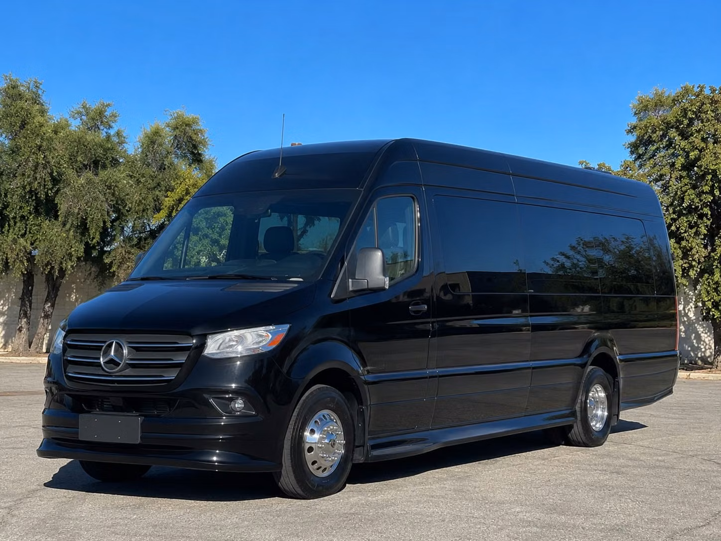 transportation serving lawrence and nearby cities